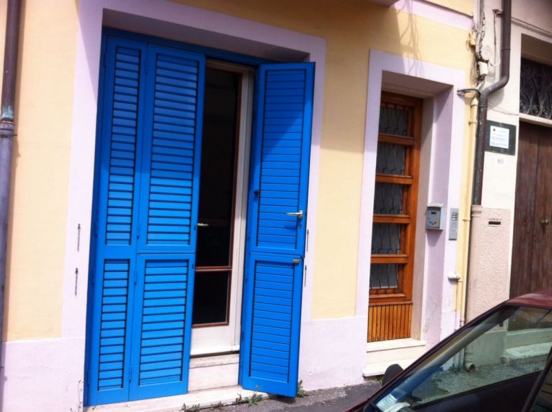 Vendesi appartamento indipendente a Viareggio