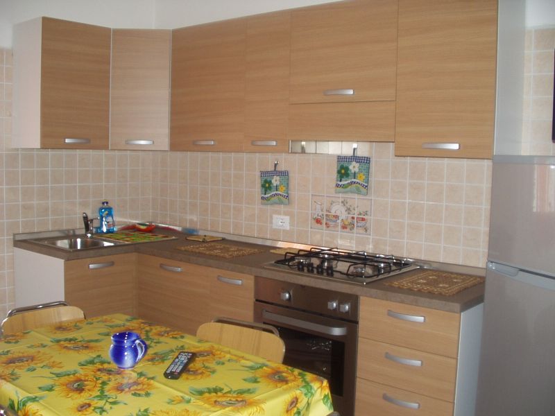 Bilocale arredato con utenze comprese nella mensilita a Porto Fuori Ravenna