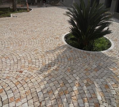 PLM pavimenti in pietra per esterno in sampietrini(selciato,pave')