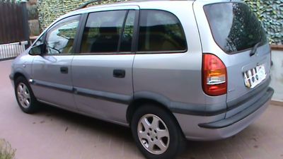 Vendo opel zafira van