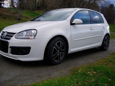 Volkswagen Golf GT SPORT R-LINE