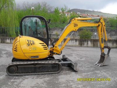 jcb 8040