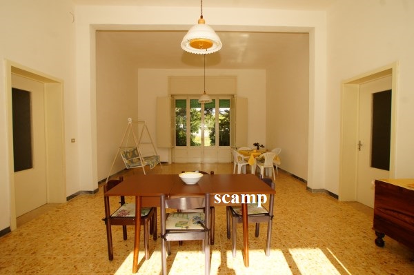 Casa in campagna a pochi km dal mare