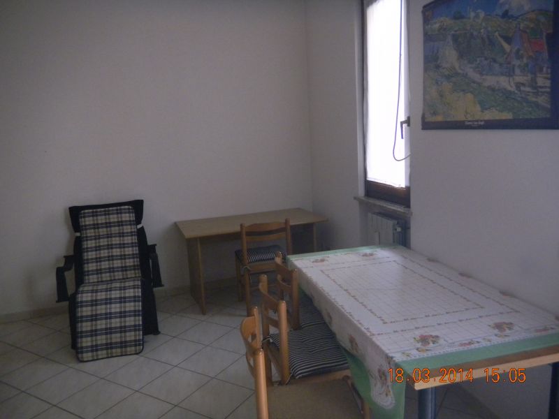 Monolocale arredato nuovo in casa recente