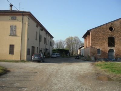 Azienda agricola con terreno di 33 ettari 