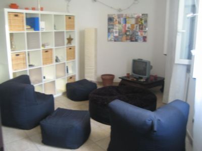 Appartamento Trilocale  Arredato e Ristrutturato. Livorno Centro- Via G. Oberdan