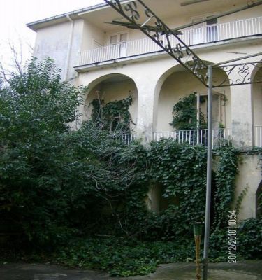 Vendesi Palazzina Avellino (Via Roma)..Casain Immobiliare 081200198