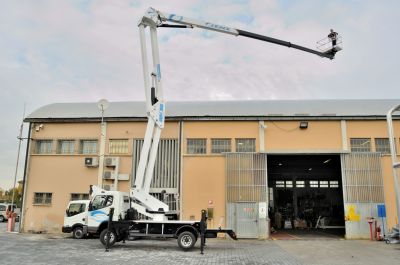 PIATTAFORMA AEREA DA 328(28 metri) SU MITSUBISHI CANTER 6C15/33 65 Q.LI PTT