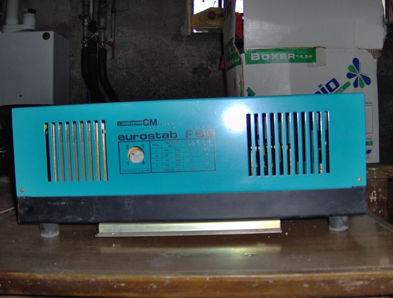 Vendo stabilizzatore di tensione