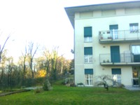 Tavernerio: Trilocale con 350 mq di giardino 
